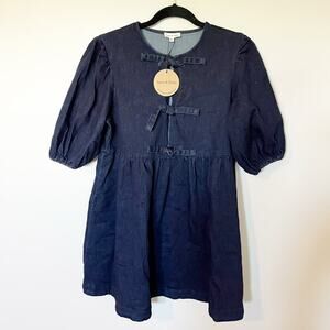 Aaron & Amber Babydoll Ribbon Tie Denim Mini
Dress blue medium nwt